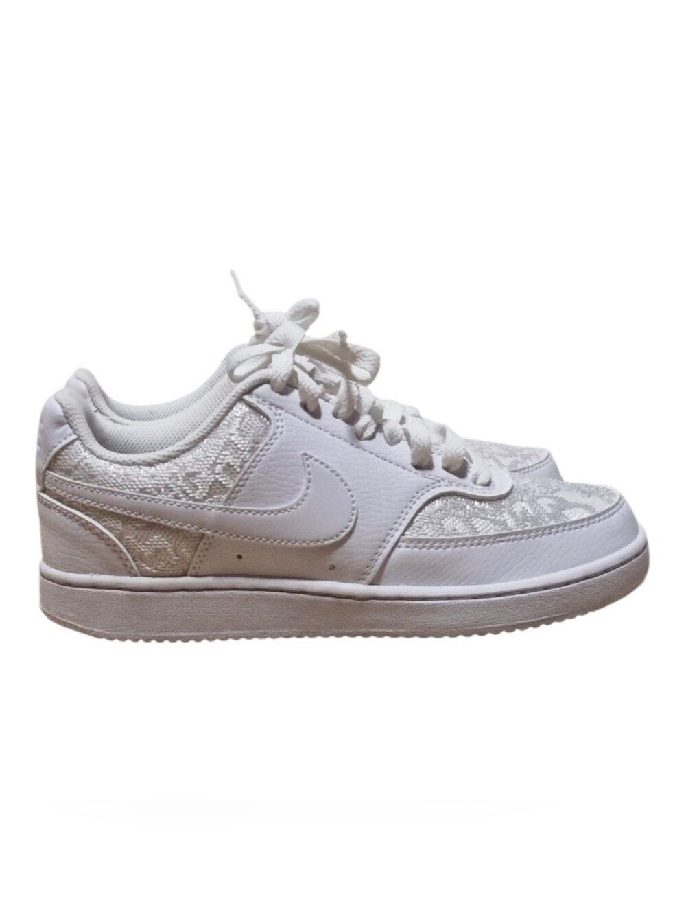 NEW Nike Women’s Court Vision Low White Lace Detail Low-Top Sneaker Size 7